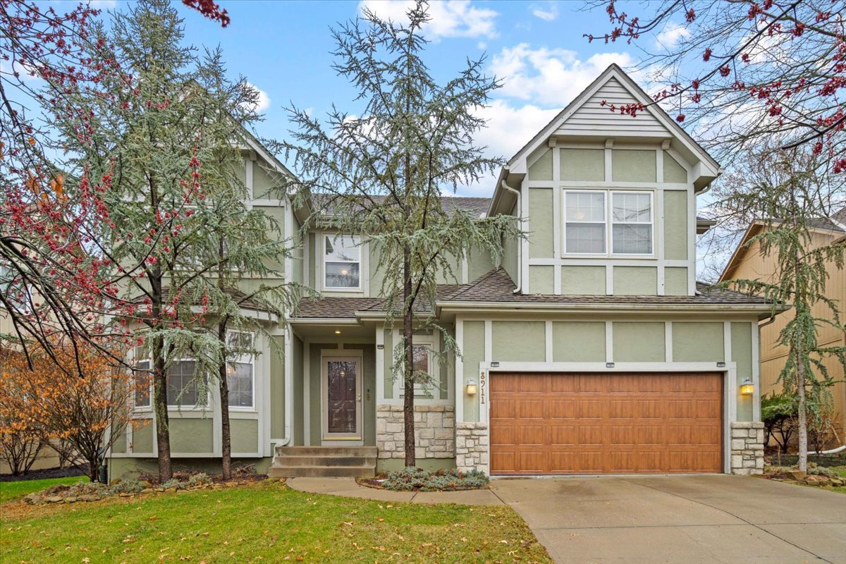 Home for Sale at 8911 W 132nd St. Overland Park KS 66213 Full Details