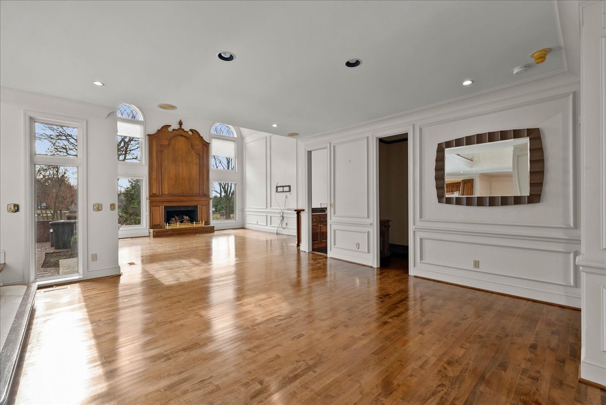 Home for Sale at 27005 E Colbern Rd. Lee's Summit, MO 64086 Full Details