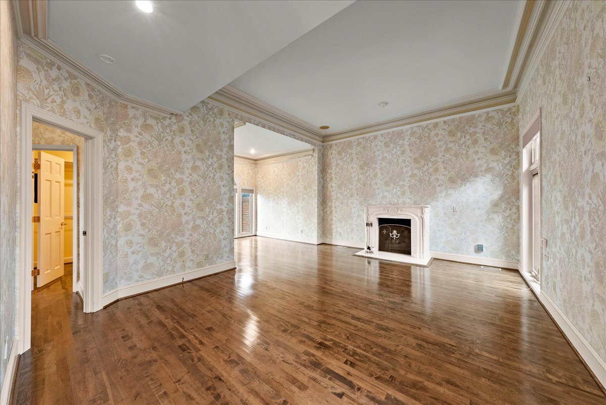 Home for Sale at 27005 E Colbern Rd. Lee's Summit, MO 64086 Full Details