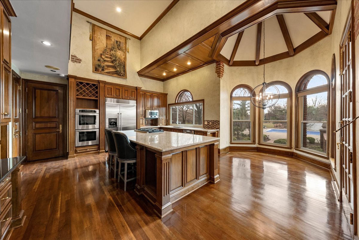 Home for Sale at 27005 E Colbern Rd. Lee's Summit, MO 64086 Full Details