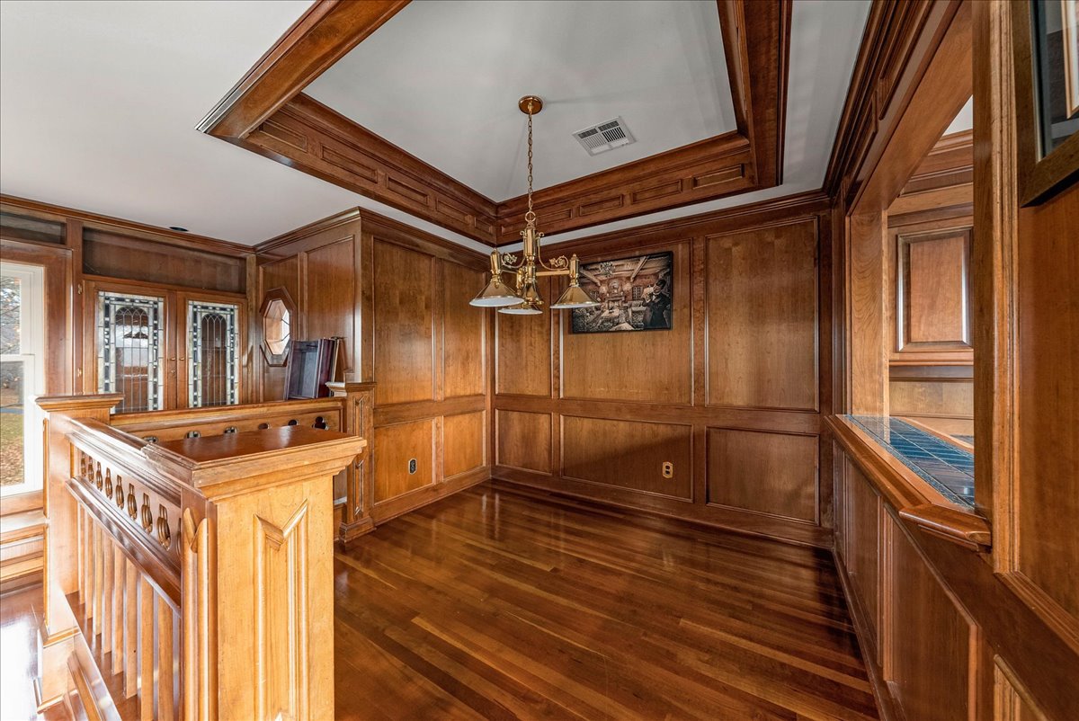 Home for Sale at 27005 E Colbern Rd. Lee's Summit, MO 64086 Full Details