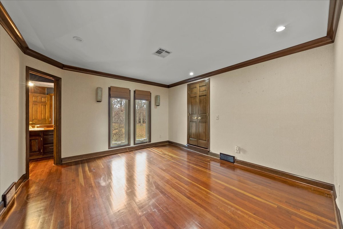 Home for Sale at 27005 E Colbern Rd. Lee's Summit, MO 64086 Full Details