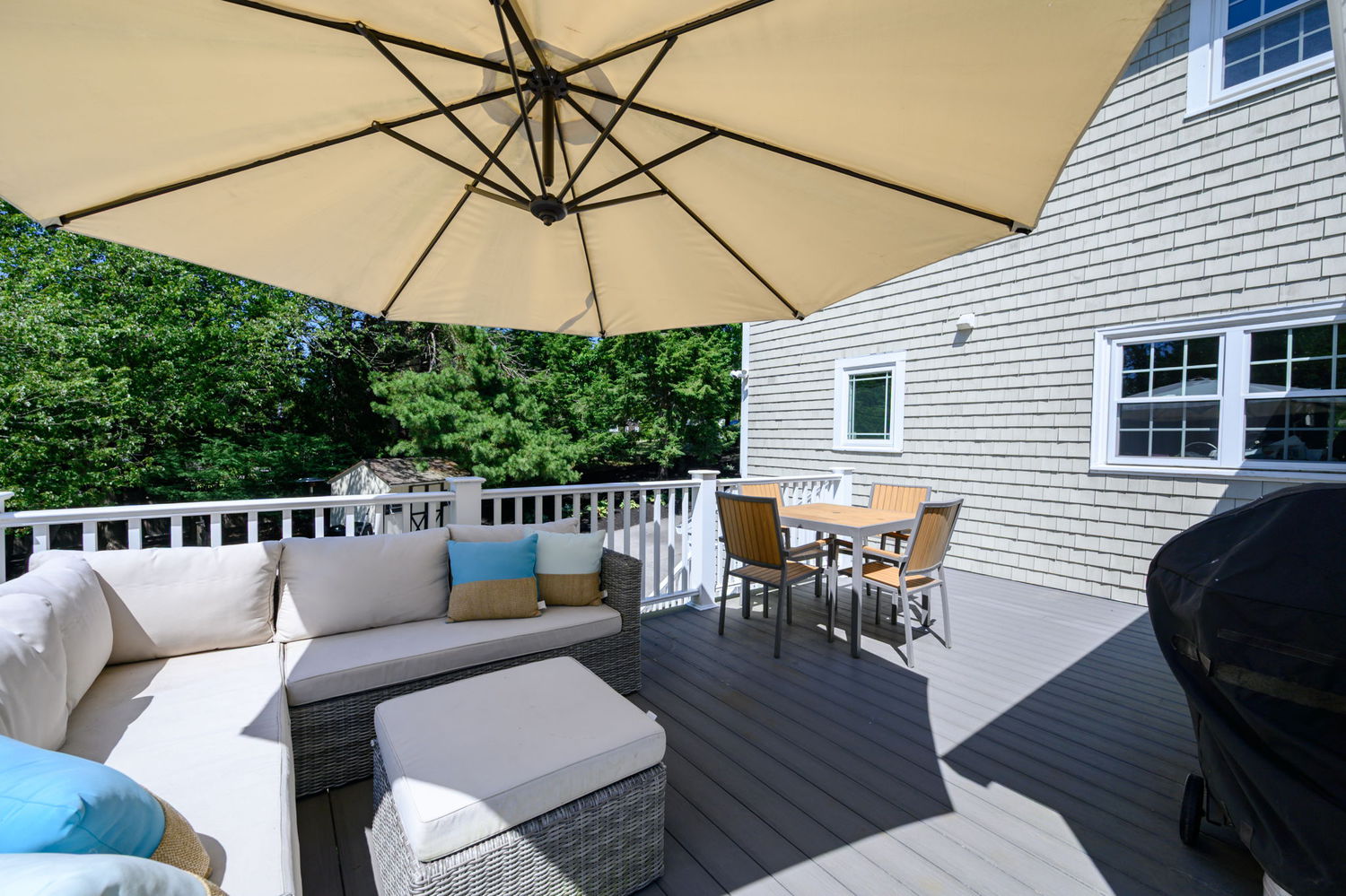 2337_1363_property_deck-26-french-20260721084751.jpg