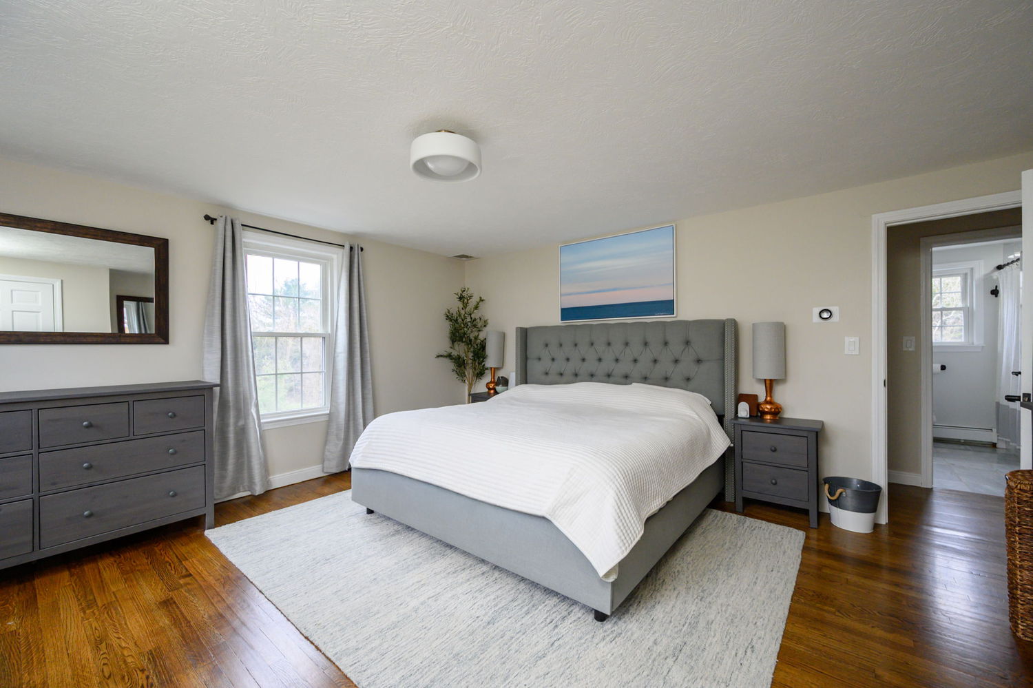 2337_1363_property_primary-bedroom-20260622024437.jpg