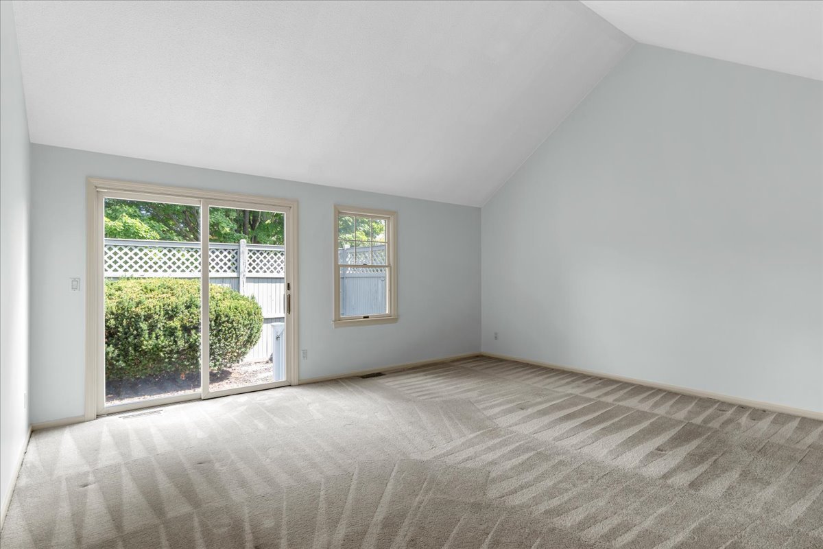2337_1401_property_primary-bedroom-56-floret-cir-34-20260820074000.jpg