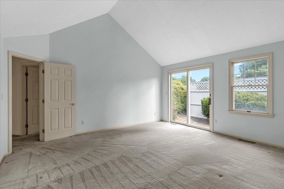 2337_1401_property_primary-bedroom-to-back-yard-56-floret-cir-36-20260820074001.jpg