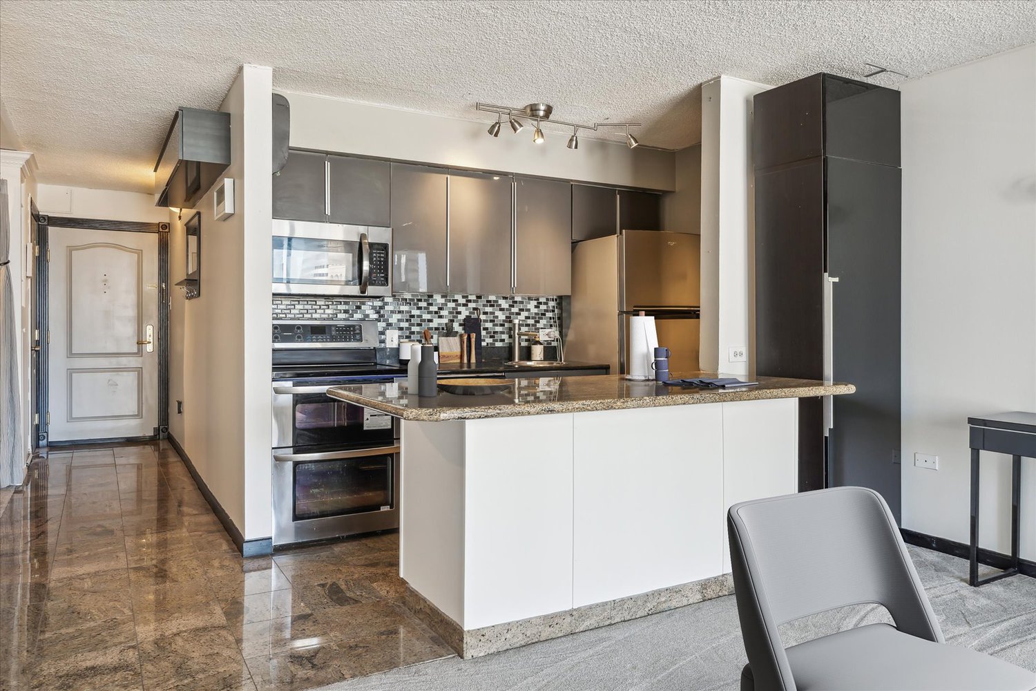 Condo for Sale at 1020 15th St. 14F Denver Colorado 80202 Full Details