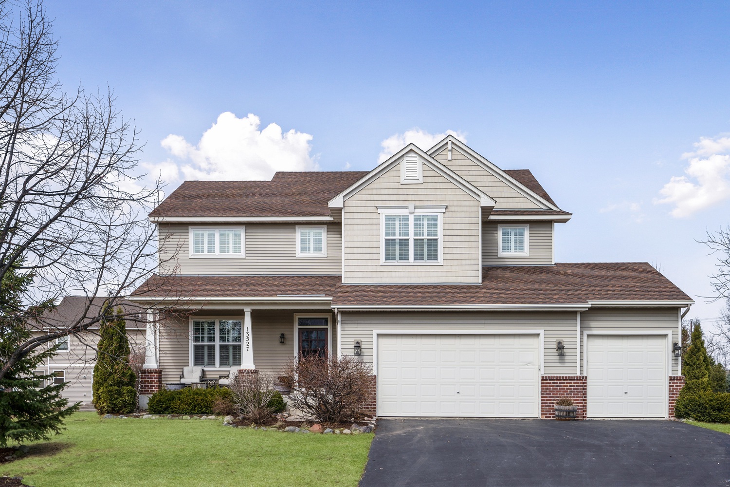 13527 Athena Way Rosemount, MN 55068