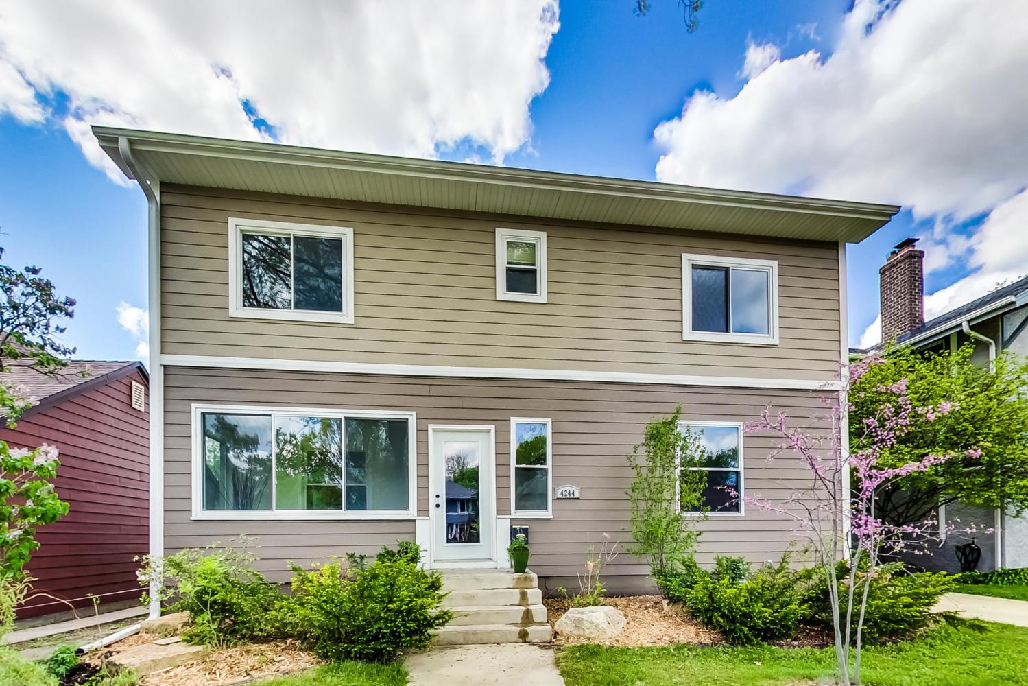 4244 Lyndale Ave South Minneapolis, MN 55409
