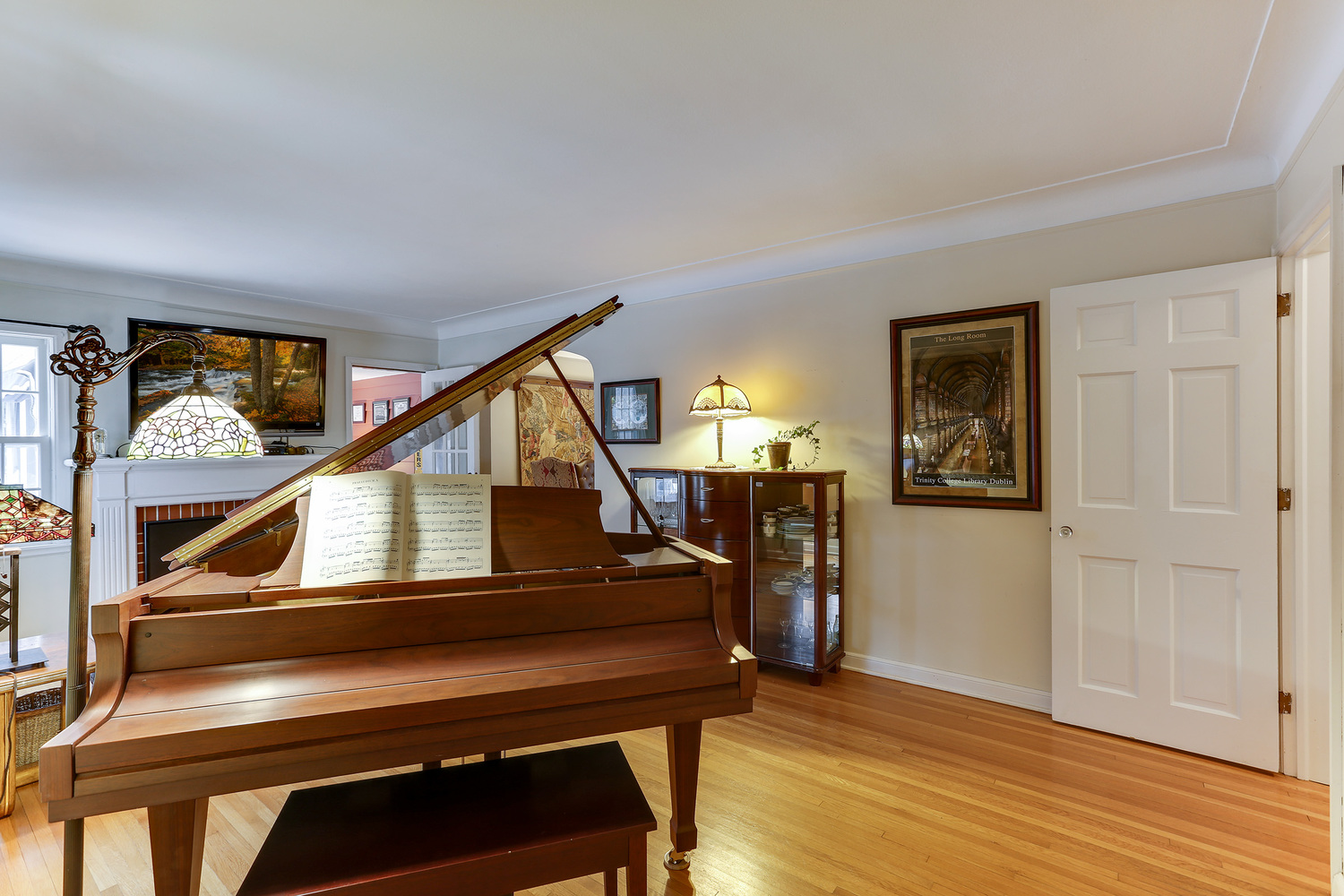 5503 Richmond Curve Minnneapolis, MN 55410