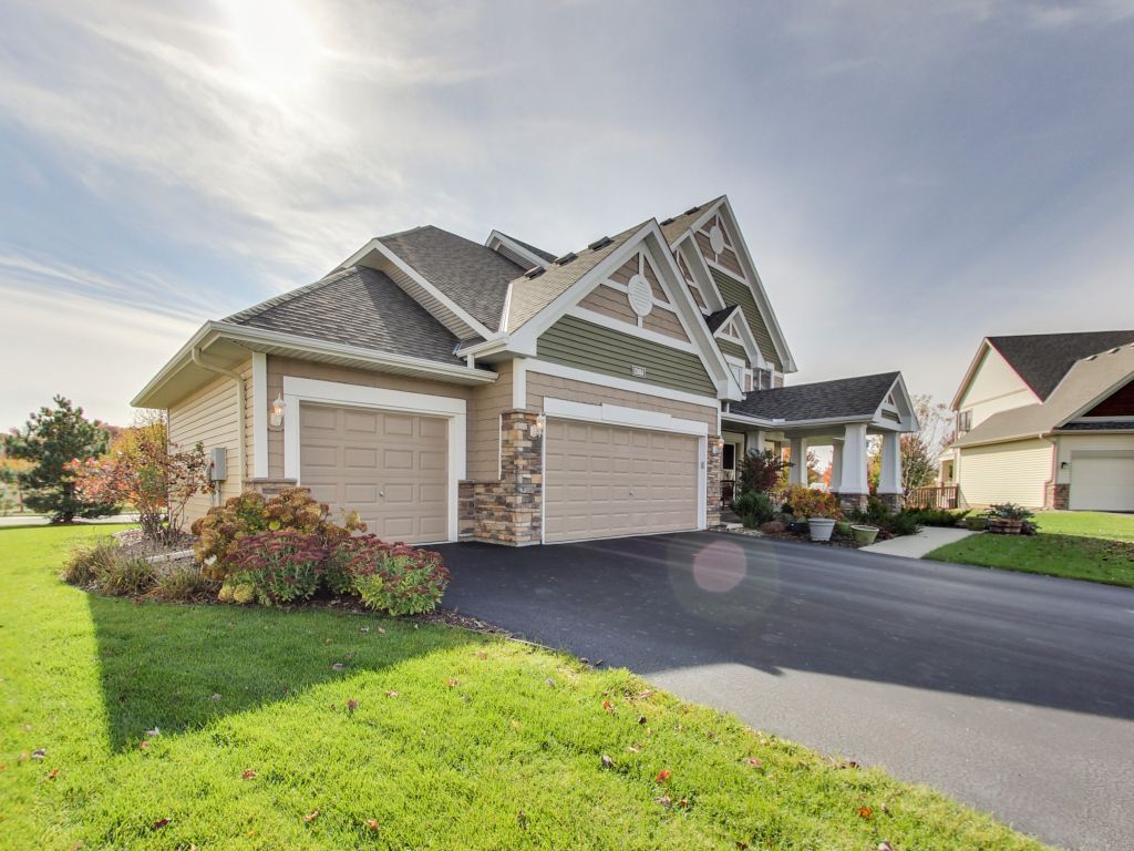 13814 Crosscroft Place Rosemount, MN 55068