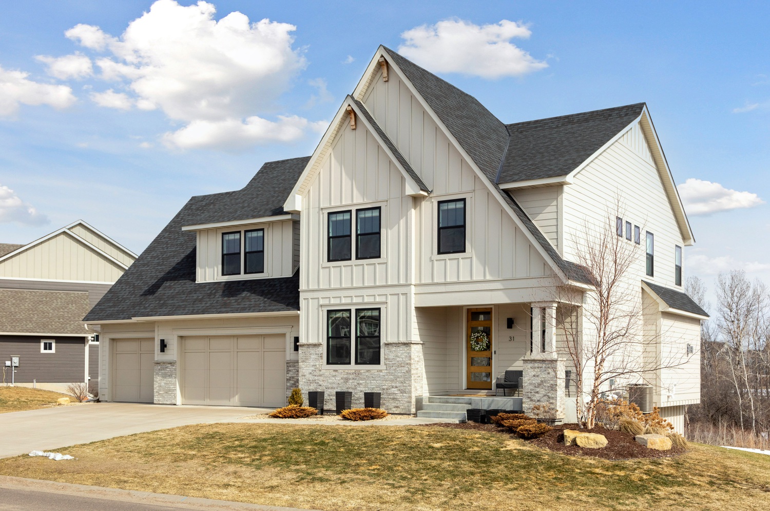 31 Rapp Farm Blvd North Oaks, MN 55127