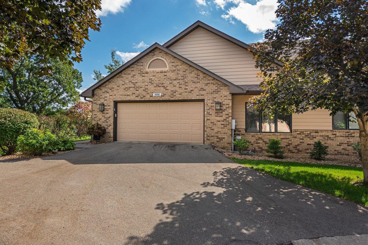 13250 Huntington Terrace Apple Valley, MN 55124