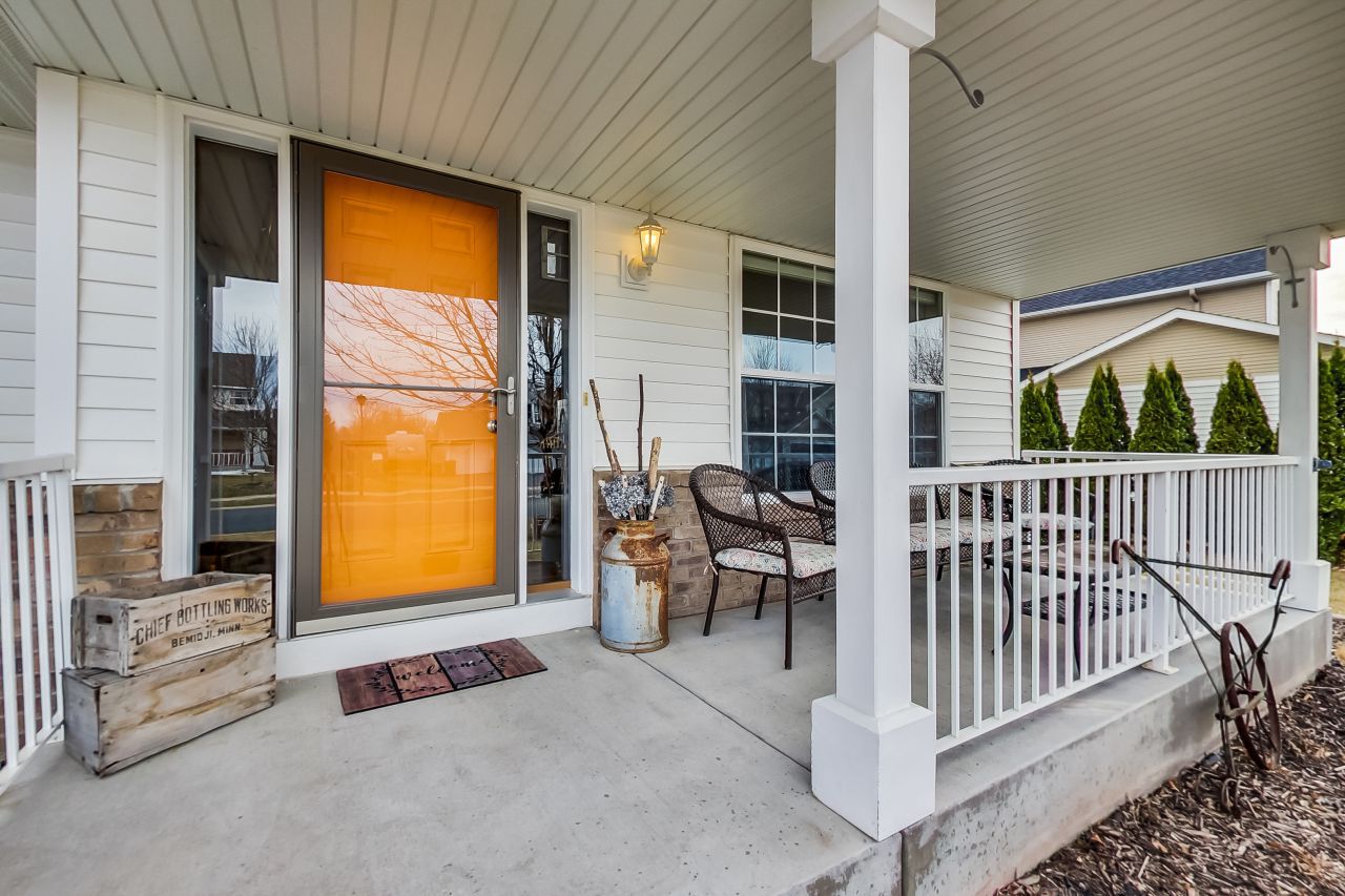 16232 Fallbrook Dr Lakeville, MN 55044
