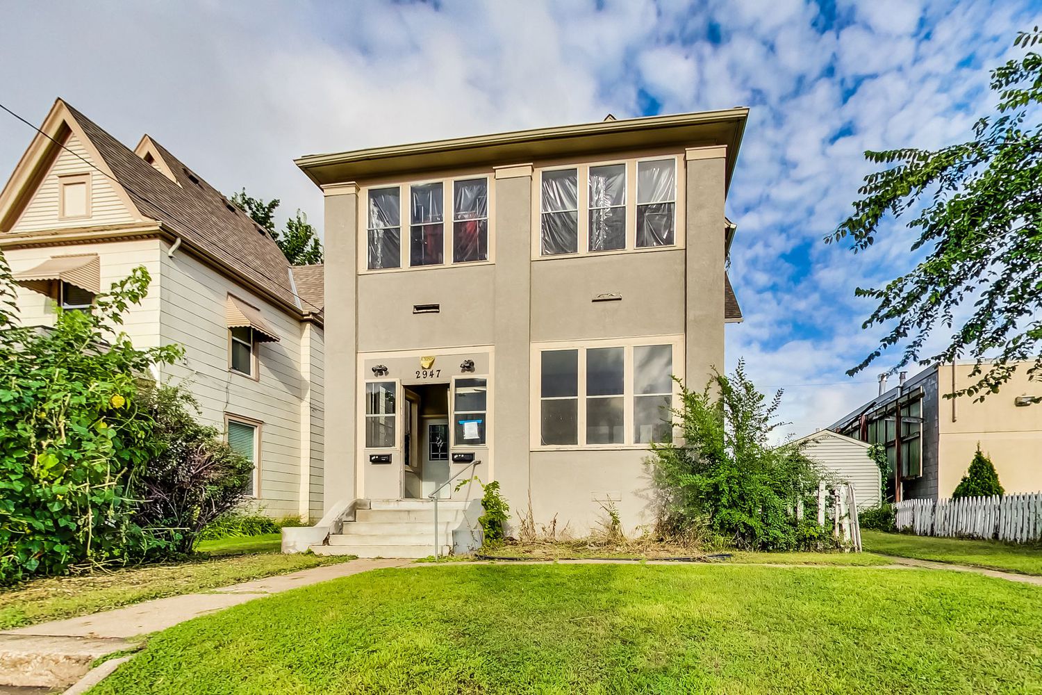 2947 Portland Ave. South Minneapolis, MN 55407