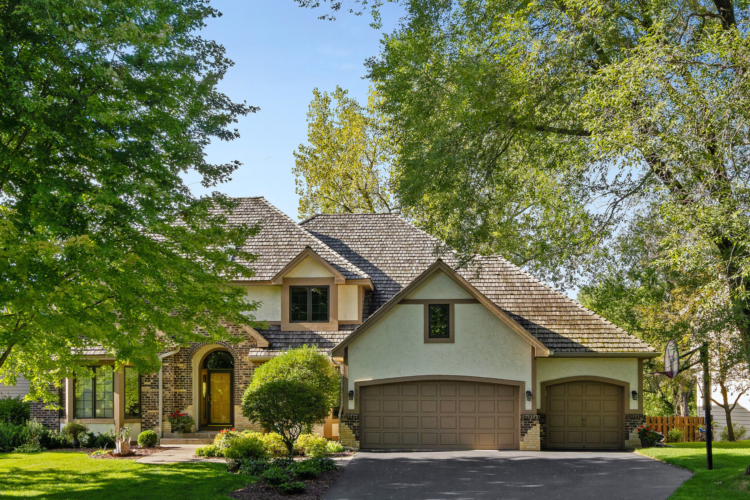 1367 Chatterton Road Eagan, MN 55123