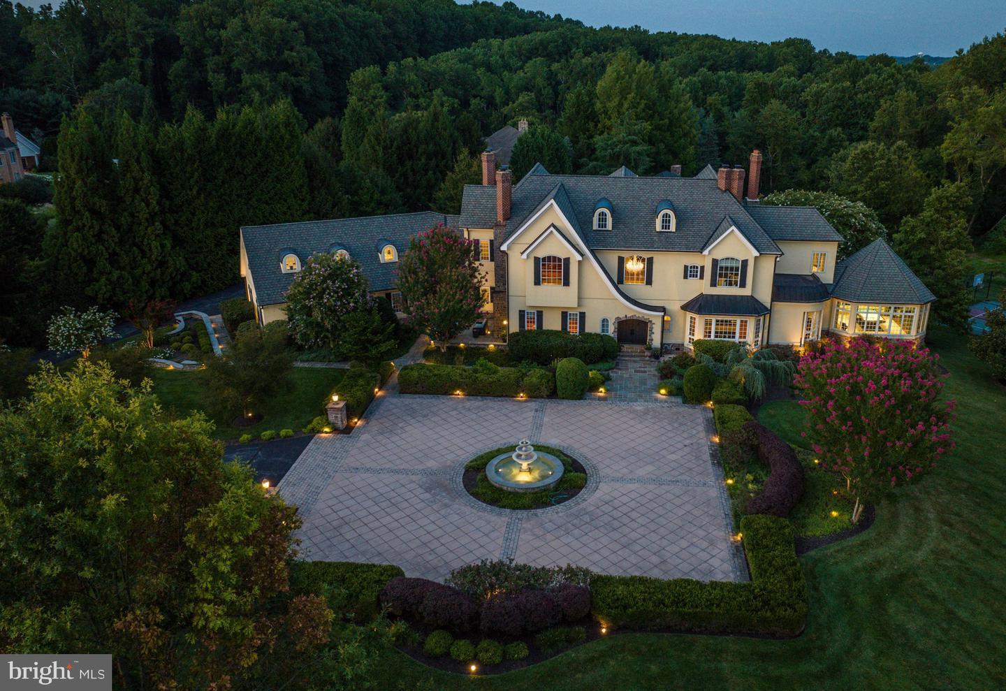 24 West St Dewey Beach, DE 19971 | MLS DESU2097462, image size:1440x989